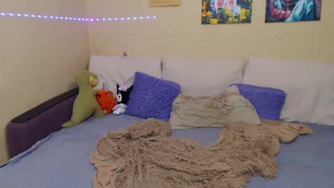 Jul online show from 6, 2, 2025