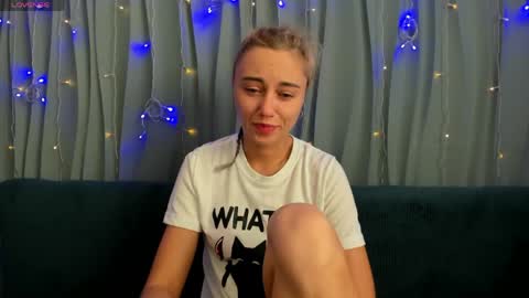 Yulya online show from 18, 4, 2026