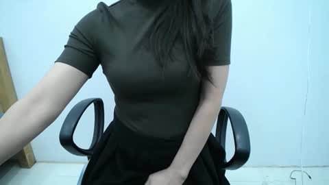 julie9x online show from 22, 11, 2025