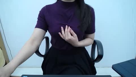 julie9x online show from 3, 2, 2026