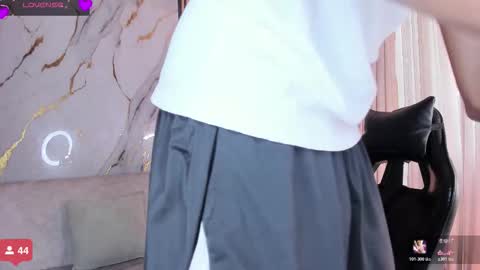 Julien online show from 29, 10, 2025