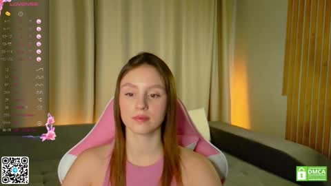 julieqt online show from 3, 12, 2025