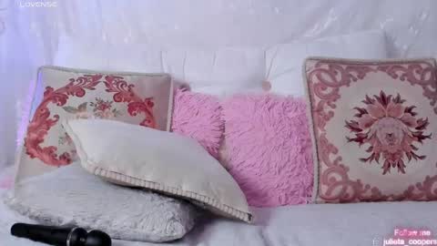 Snapshot of julieta_cooper20 chatting on 5, 6, 2026 Juli online show from 5, 6, 2026