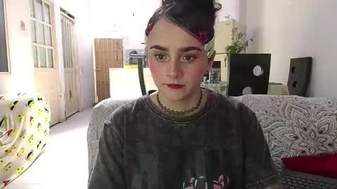 Julieta Jaguar online show from 30, 4, 2026