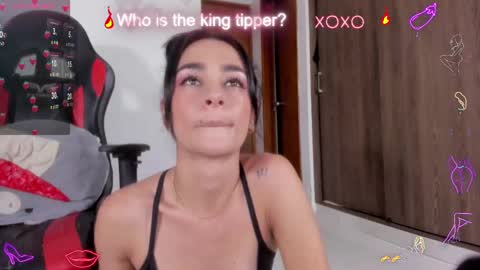 Snapshot of julietaserafelle chatting on 15, 1, 2025 serafelle online show from 15, 1, 2025