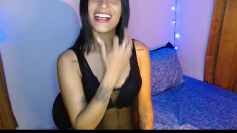 Michelle Smith  online show from 14, 12, 2025