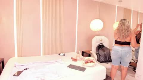 Snapshot of julietha_taylor chatting on 16, 7, 2026 Julietha online show from 16, 7, 2026