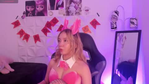 Julieth online show from 1, 11, 2025