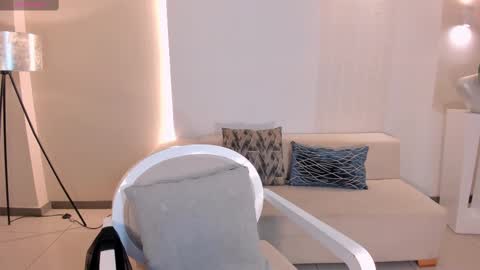 JULIETTA online show from 20, 2, 2025