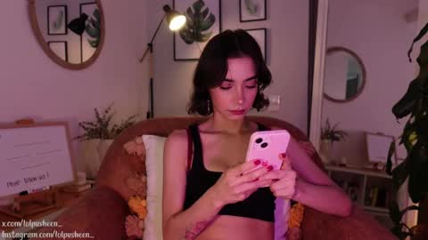 Juliette Dee online show from 17, 1, 2025