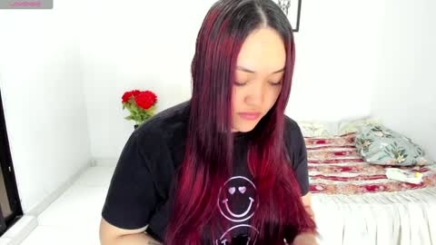 Juline Smith online show from 24, 1, 2025