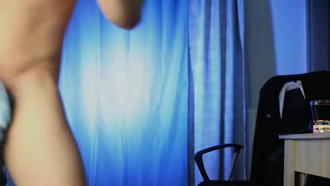 JULiUS   online show from 6, 1, 2025