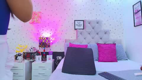 Julieta Reyes   online show from 21, 11, 2025