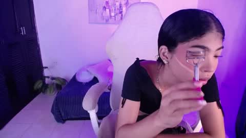 Snapshot of jully_dreams chatting on 16, 5, 2026 July online show from 16, 5, 2026