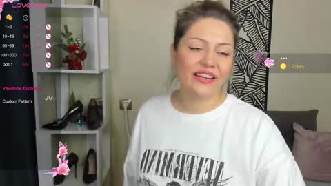Snapshot of jully_rox chatting on 9, 12, 2024 Jully online show from 9, 12, 2024