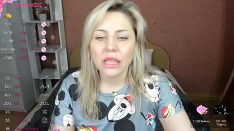 Snapshot of jully_rox chatting on 18, 1, 2025 Jully online show from 18, 1, 2025
