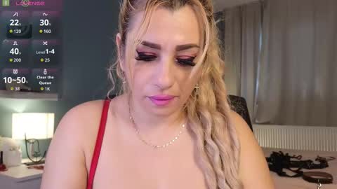 Snapshot of julya_parker chatting on 10, 10, 2025 Julya Mistress online show from 10, 10, 2025