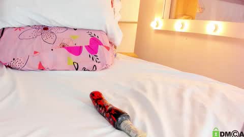 Snapshot of julyanna_ chatting on 19, 11, 2025 Juliana online show from 19, 11, 2025