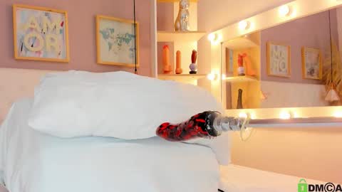  Juliana  online show from 22, 12, 2025