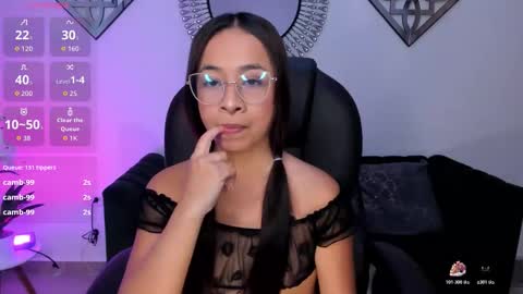 July Adams online show from 1, 2, 2026