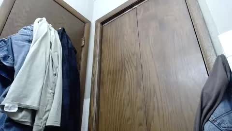 Snapshot of junk_yard_dog chatting on 5, 2, 2025 Dave online show from 5, 2, 2025