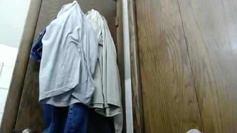 Snapshot of junk_yard_dog chatting on 25, 10, 2025 Dave online show from 25, 10, 2025