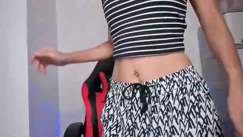 junovaughn online show from 9, 9, 2025