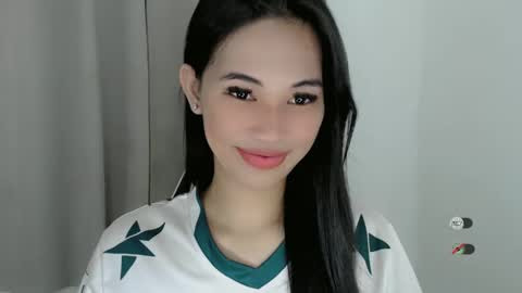 Snapshot of juny_lanyy chatting on 29, 12, 2024 Julia online show from 29, 12, 2024