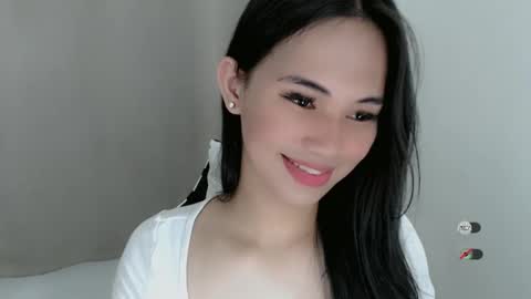 Snapshot of juny_lanyy chatting on 1, 1, 2025 Julia online show from 1, 1, 2025