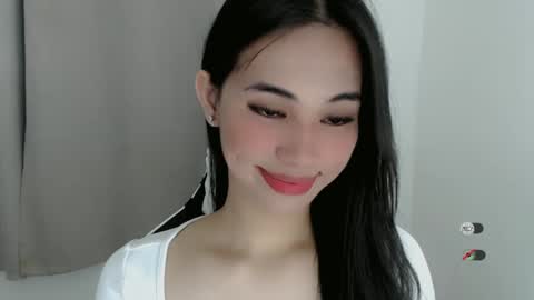 Snapshot of juny_lanyy chatting on 3, 1, 2025 Julia online show from 3, 1, 2025