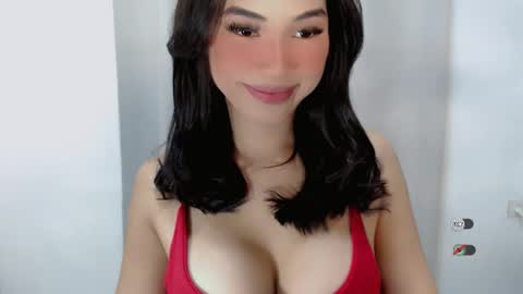Snapshot of juny_lanyy chatting on 10, 10, 2025 Julia online show from 10, 10, 2025