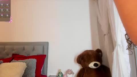 Snapshot of juphiteer chatting on 11, 3, 2025 viviana sasha online show from 11, 3, 2025