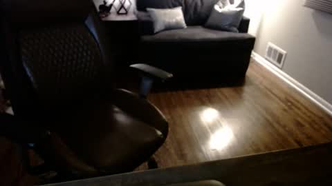 Snapshot of jusbeaz8722 chatting on 22, 11, 2025 JustnSide Unexxst online show from 22, 11, 2025