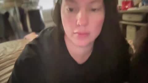 Flirty influncer online show from 23, 1, 2025