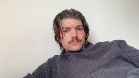 just_a_guy_with_a_big_cock online show from 22, 3, 2026