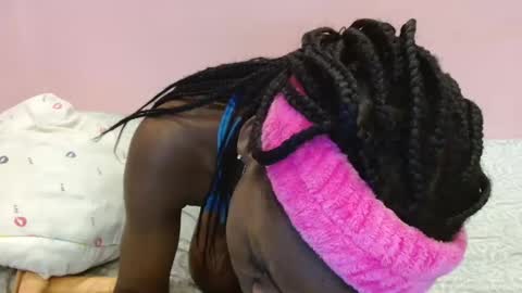 just ebonee online show from 28, 2, 2026