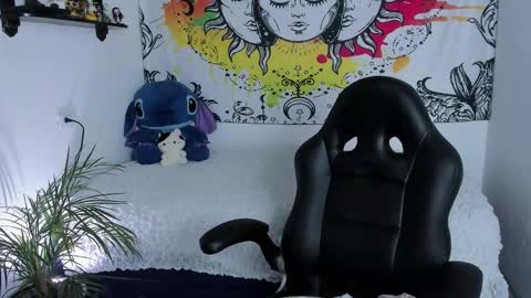 Snapshot of just_katiex chatting on 10, 11, 2025 Sofia online show from 10, 11, 2025