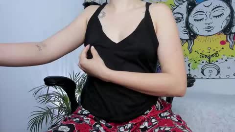 Snapshot of just_katiex chatting on 10, 11, 2025 Sofia online show from 10, 11, 2025