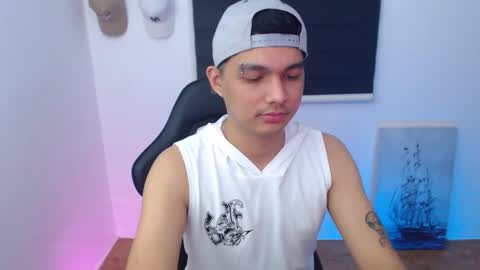 Snapshot of justagamerxxx chatting on 25, 2, 2025 Rhys online show from 25, 2, 2025