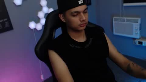 Snapshot of justagamerxxx chatting on 12, 10, 2025 Rhys online show from 12, 10, 2025