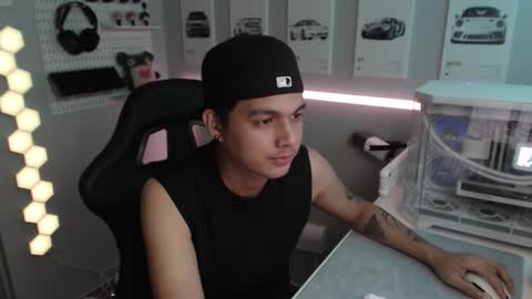 Snapshot of justagamerxxx chatting on 16, 11, 2025 Rhys online show from 16, 11, 2025