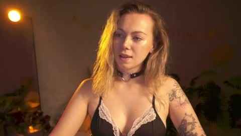 Snapshot of justbarbie chatting on 10, 6, 2026 Alexa online show from 10, 6, 2026