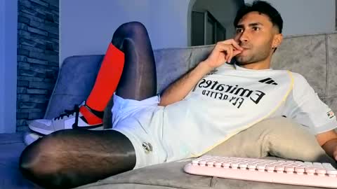 Snapshot of justdavid_ chatting on 19, 6, 2026 David online show from 19, 6, 2026
