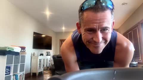 justdo1982 online show from 12, 3, 2025