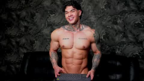 justin clark1 online show from 28, 3, 2026