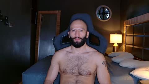 Justin online show from 6, 1, 2025