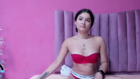 Snapshot of justin_jazmin chatting on 18, 2, 2025 JUSTIN Y JAZMIN online show from 18, 2, 2025