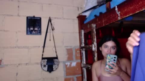 JUSTIN Y JAZMIN online show from 5, 2, 2026