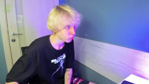 justTEEN online show from 7, 4, 2026