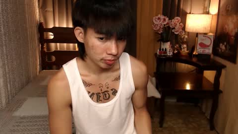 Snapshot of justine_hunk chatting on 5, 12, 2024 justine_hunk online show from 5, 12, 2024